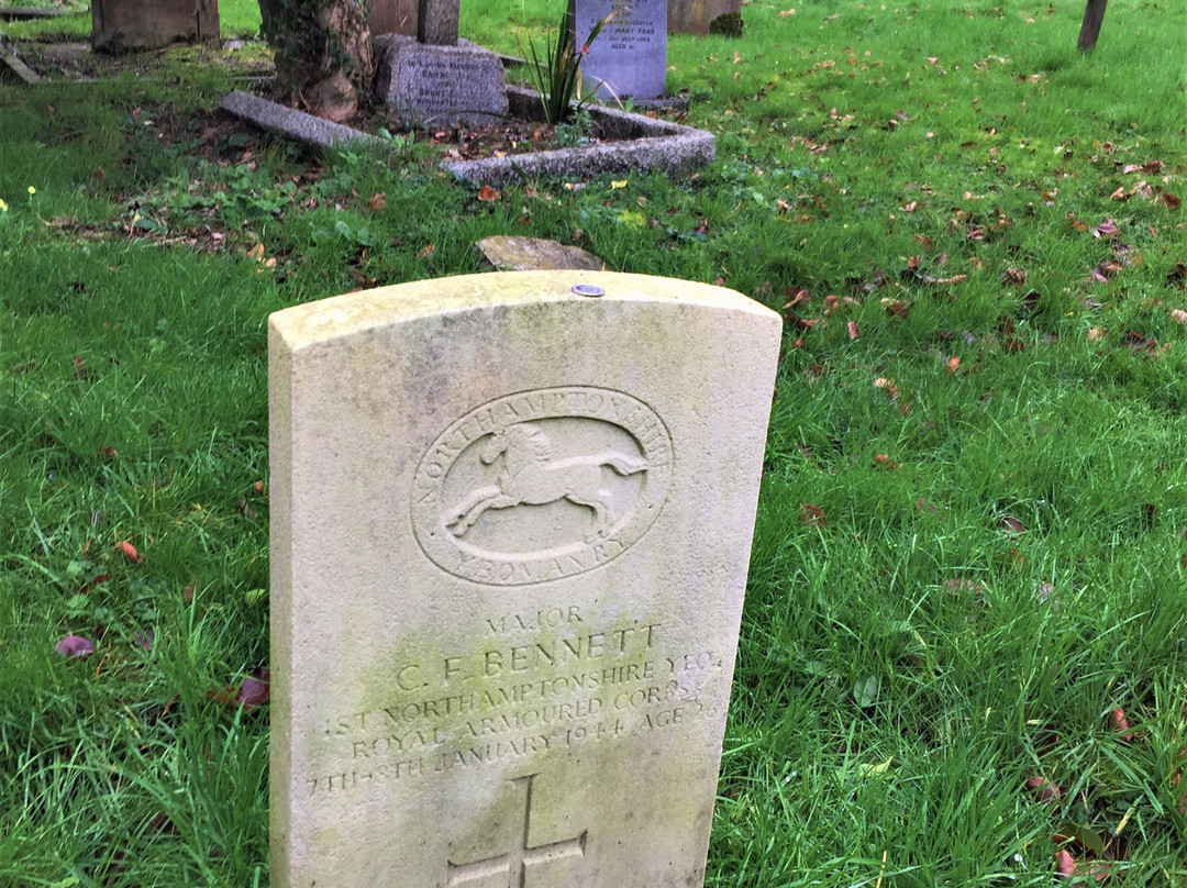 Woodchurch War Memorial景点图片