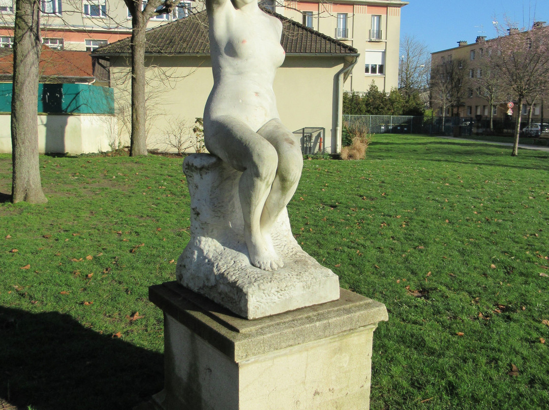 Eve, "Elle s'aperçut qu'elle était nue"