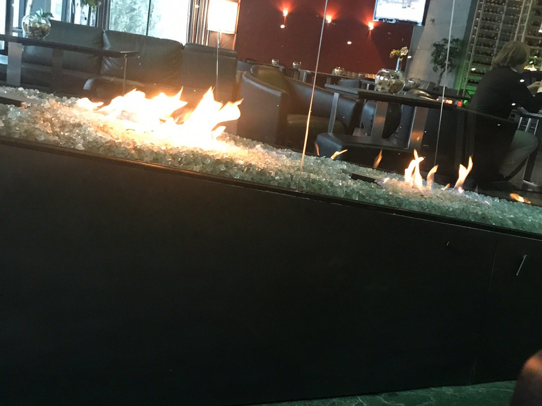 舍布鲁克时代大酒店主图