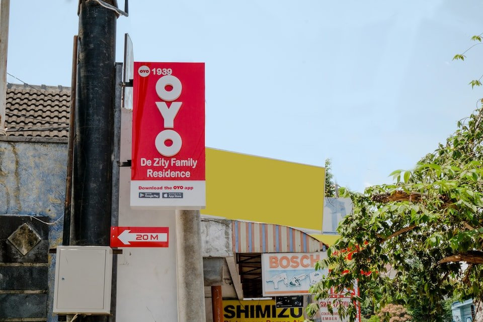 OYO 1939 De Zity Family Residence主图