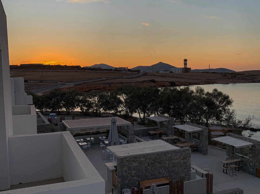 Paros Comfy Suites主图