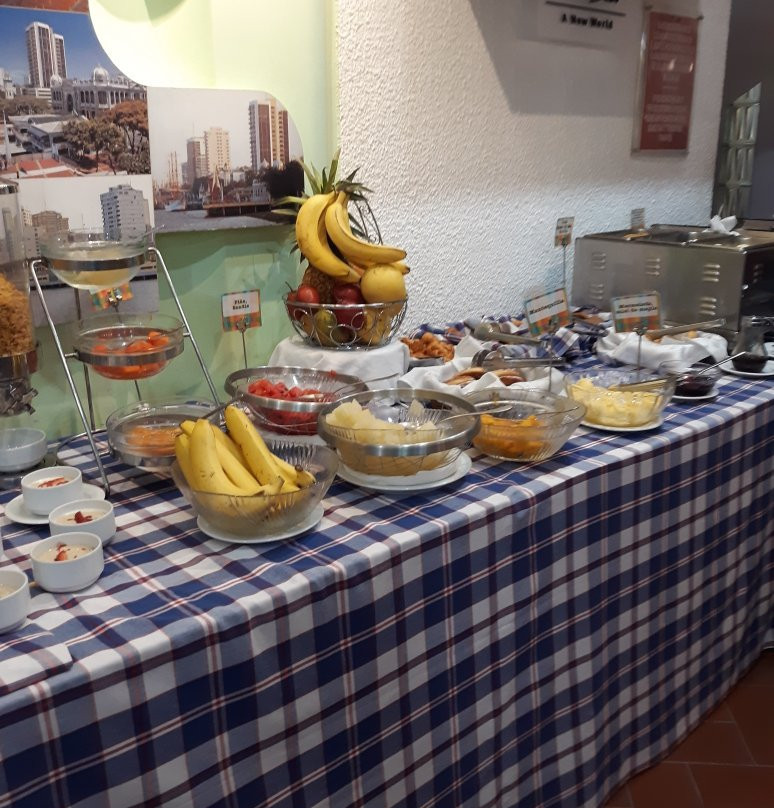 Continental Hotel主图