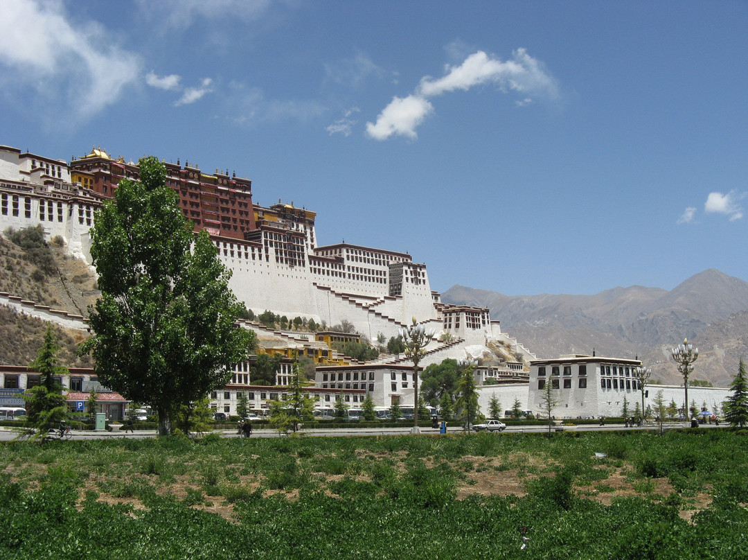 Himalayan Eco Treks & Travel-巴克塔布必去景点