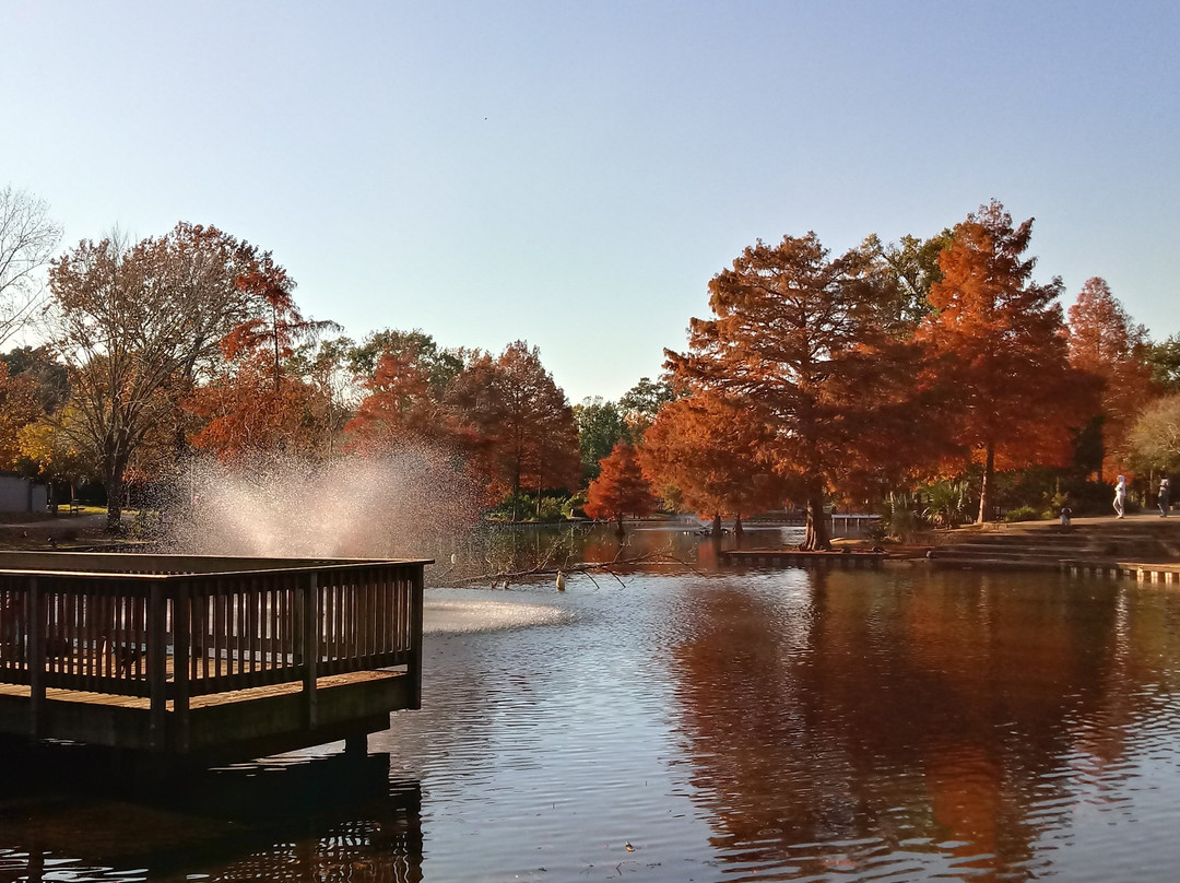 Girard Park Center景点图片