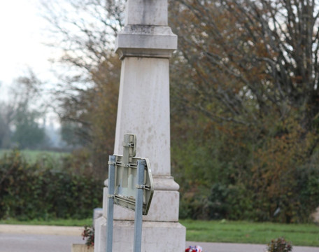 Monument aux morts de Combertault-Combertault必去景点