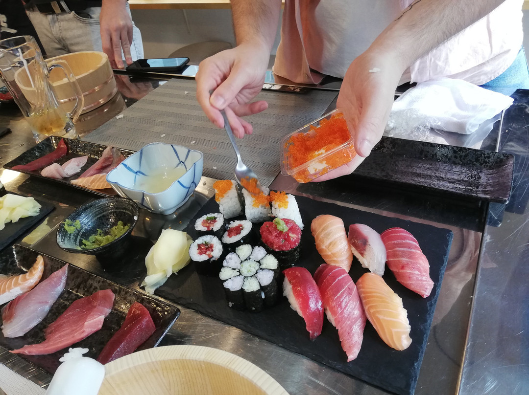 Tsukiji Sushi Master ~WHY DON'T YOU MAKE SUSHI?-Tsukiji必去景点