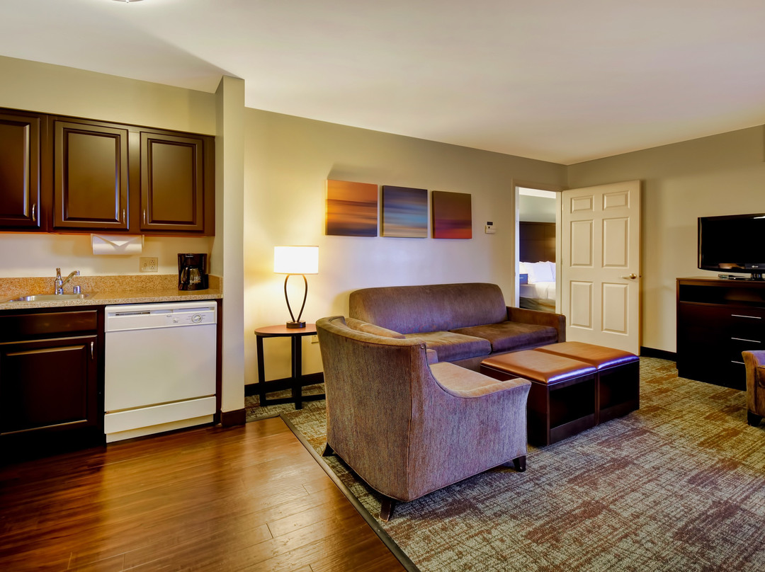 Staybridge Suites Madison-east By IHG主图