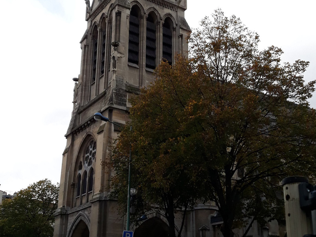 Église Saint-denys De L'estrée-塞纳-圣但尼必去景点