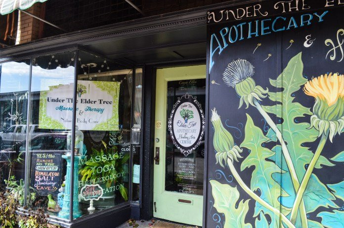Under The Elder Tree Apothecary & Healing Arts-Wheeling必去景点
