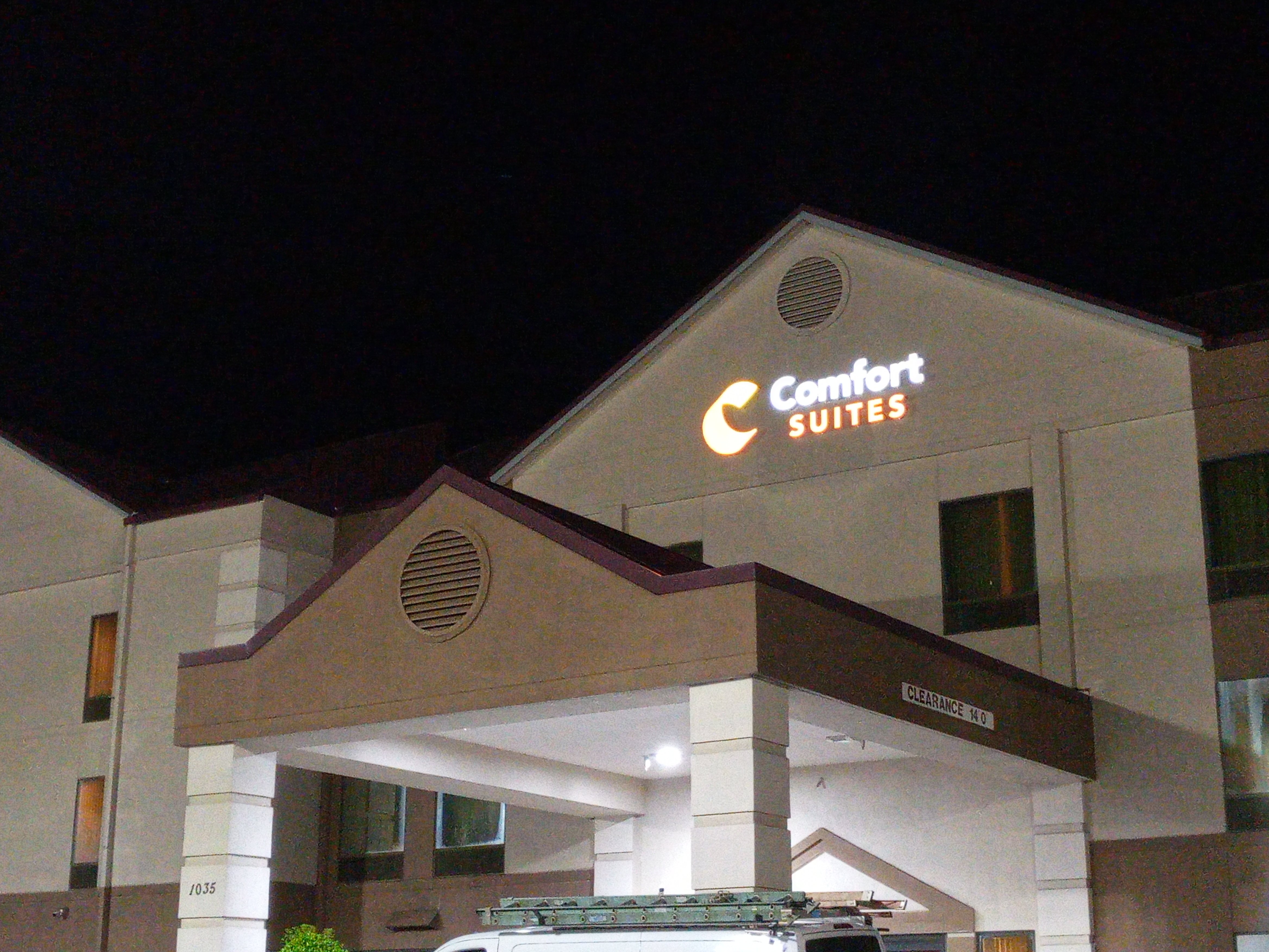 Comfort Suites-官方