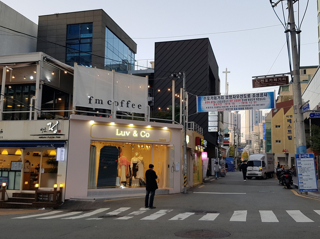 Jeonpo Cafe Street-釜山必去景点