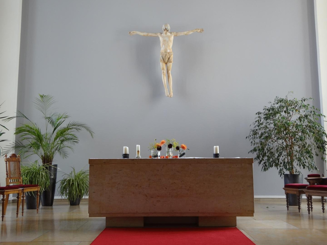 Römisch-katholische Kirche St. Anna-Roeschenz必去景点