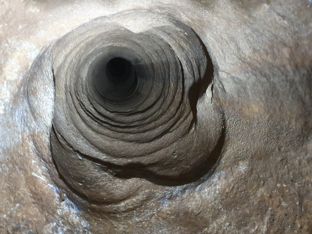 Kristallhöhle Kubach-Weilburg必去景点