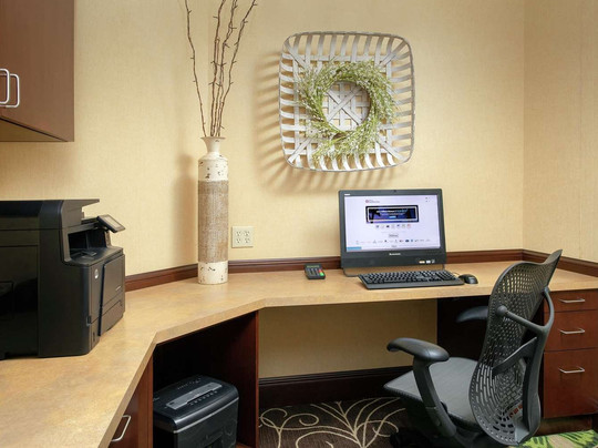 奥德萨希尔顿花园酒店主图