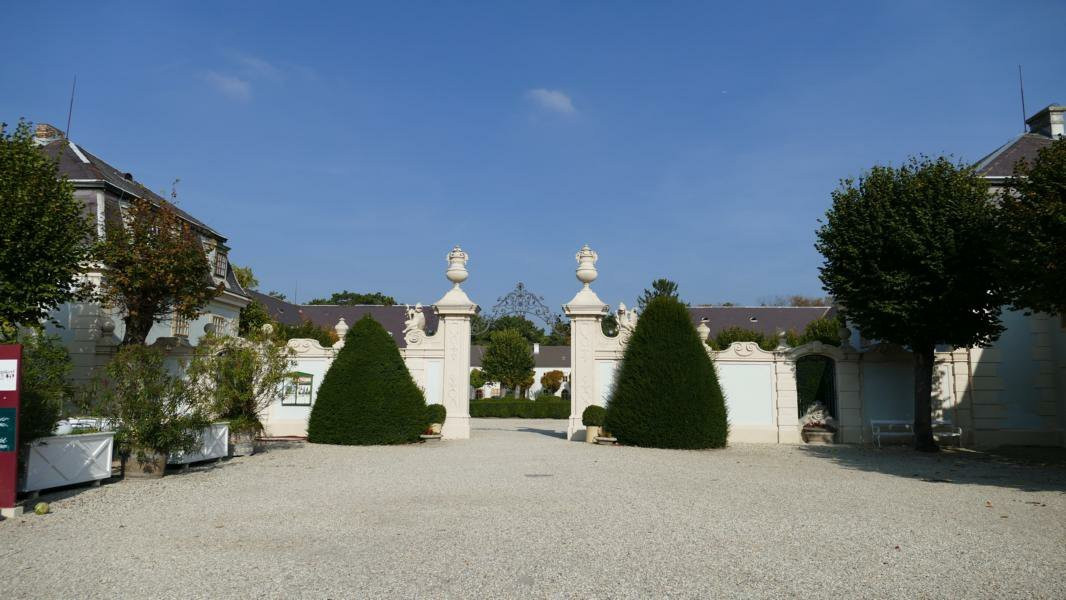 Schloss Halbturn-Halbturn必去景点