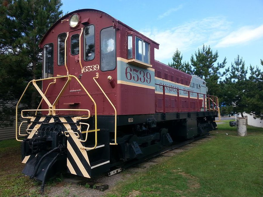 Schreiber Rail Array Museum景点图片