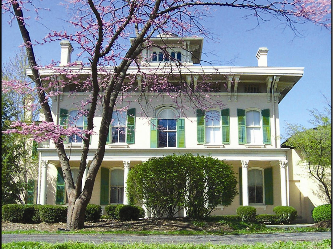 Edwards Place Historic Home景点图片
