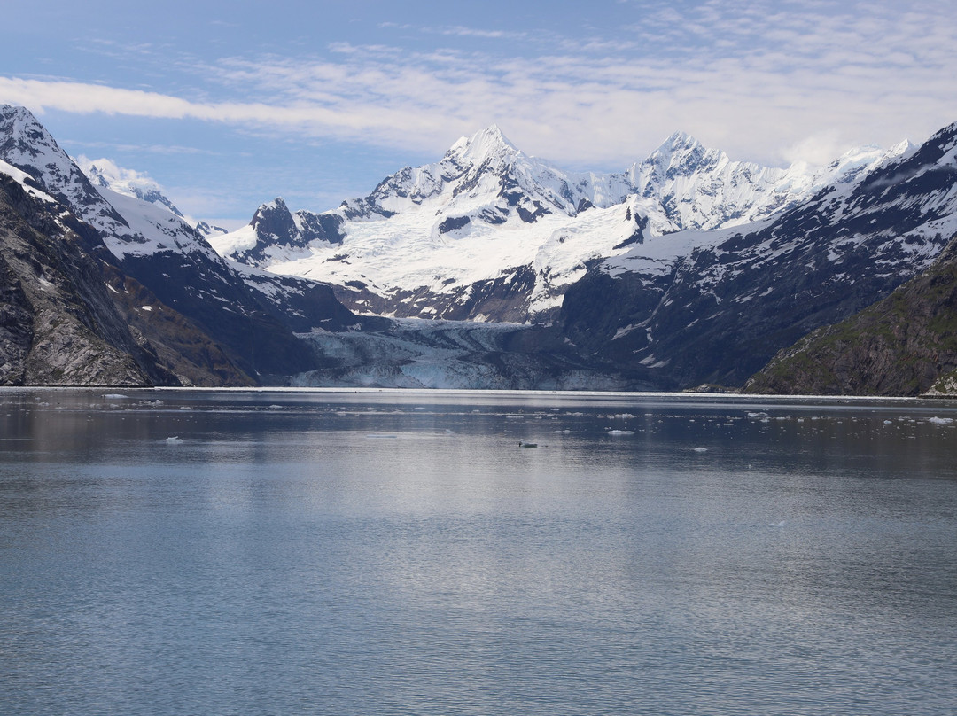 Glacier Bay Lodge & Tours
