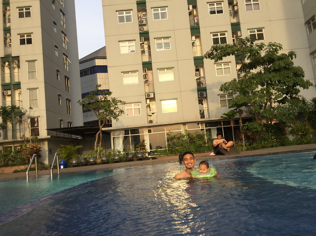 Hotel Gunawangsa Merr主图