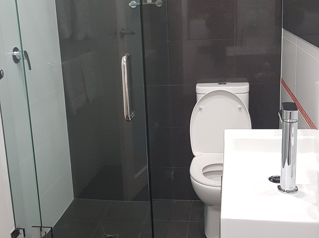 金链高塔汽车旅馆主图