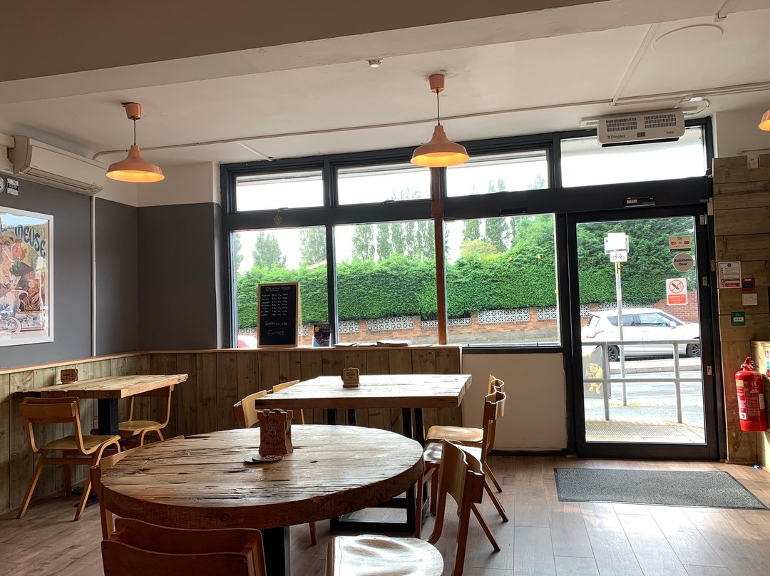 The Bow-Legged Beagle-Upton必去景点