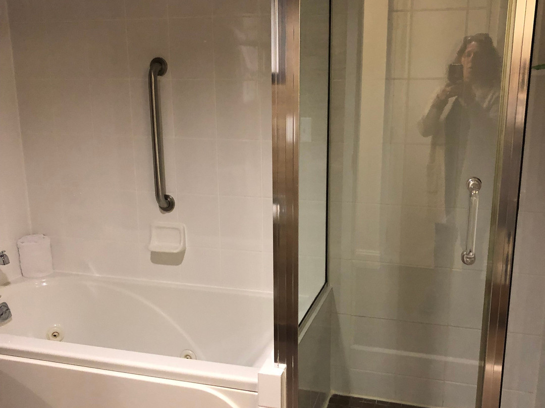 萨拉托加温泉假日酒店主图