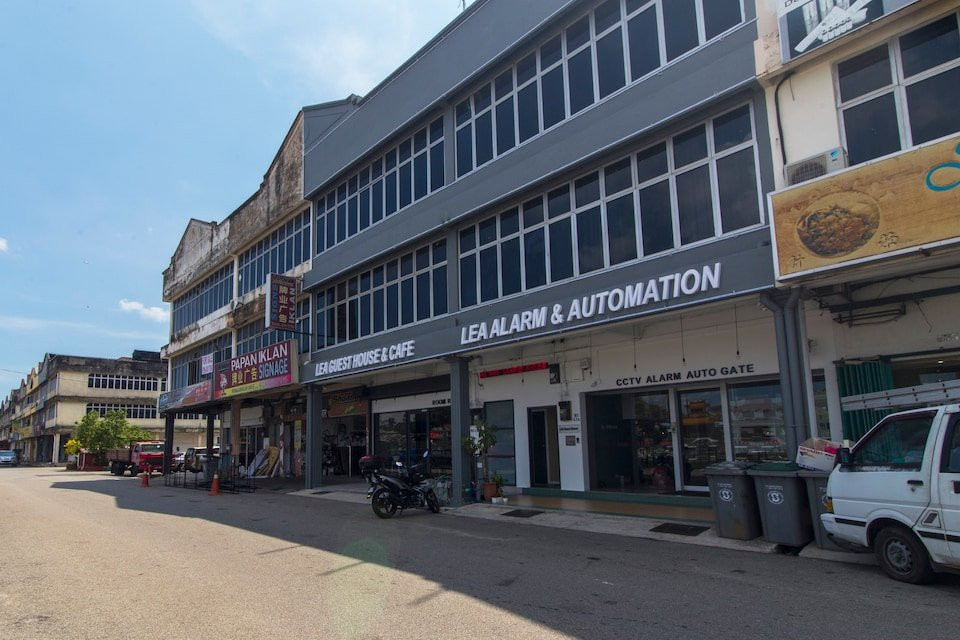 OYO 1145 Lea Guest House & Cafe主图