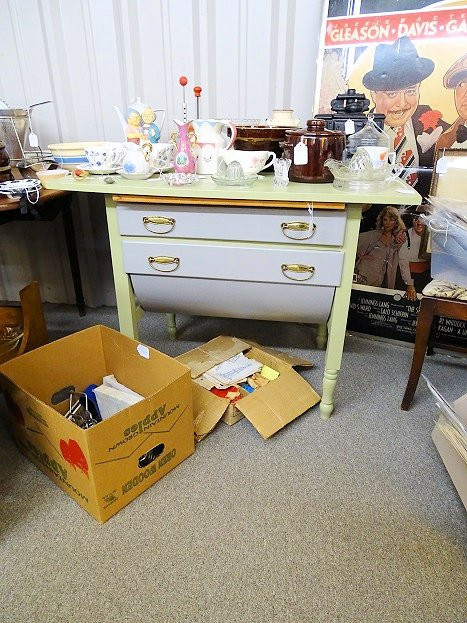 Antiques and Collectibles Marketplace景点图片