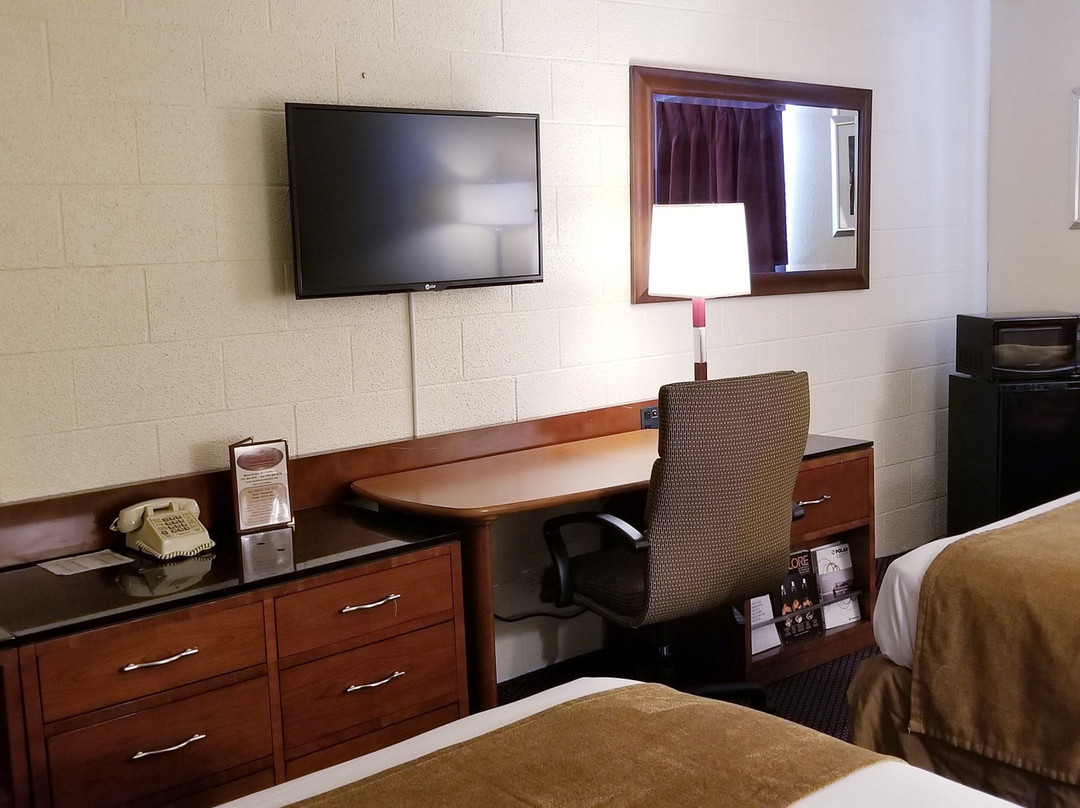 Cedar Inn Motel主图