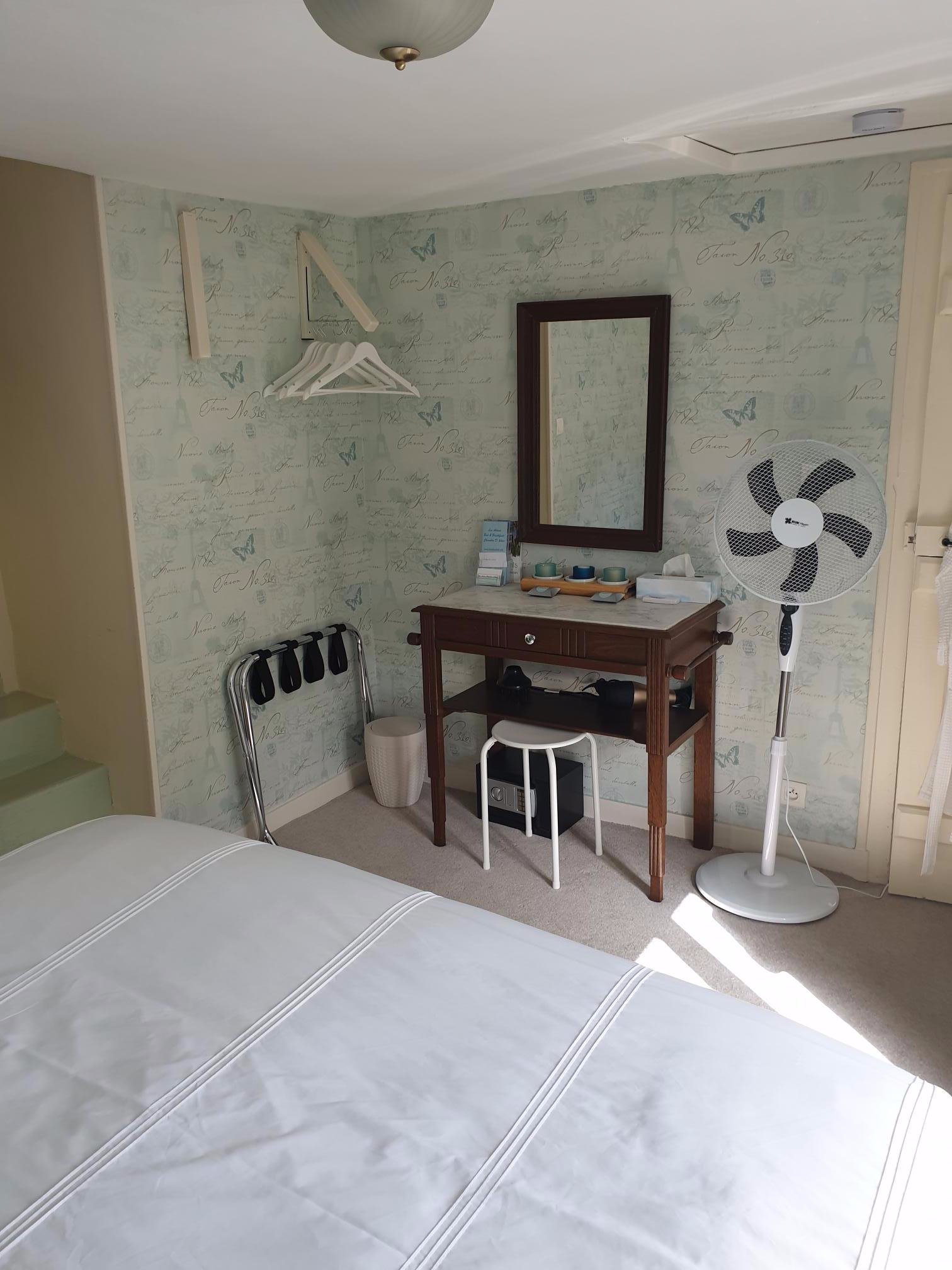Les Adoux B&B-官方