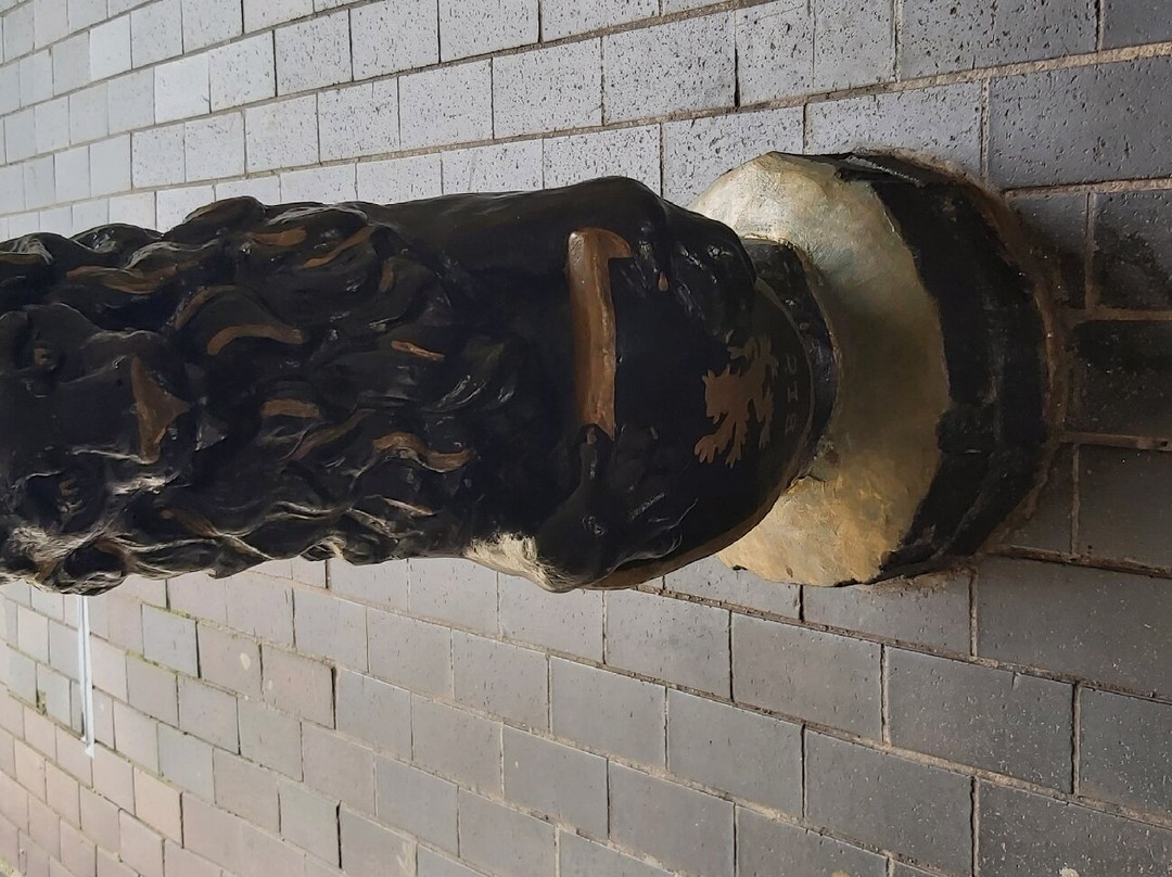 Black Lion Shopping Court-Honiton必去景点