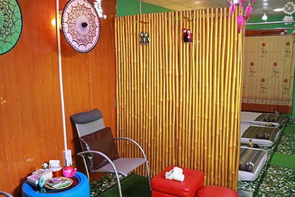 Family Body and Foot Spa