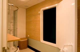 Lazy Frog Floatation Centre-斯温西必去景点