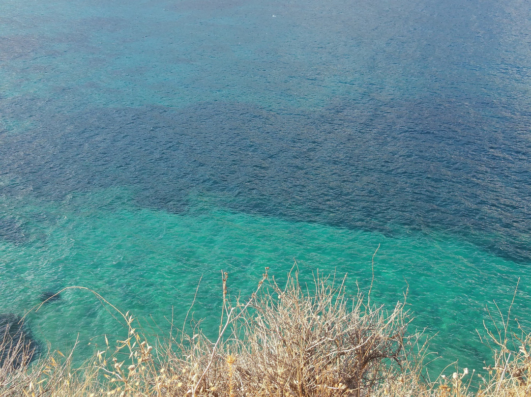 Levrossos Beach Apartments主图