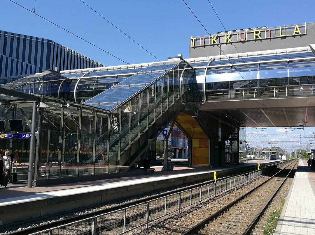 Tikkurila Railway Station景点图片