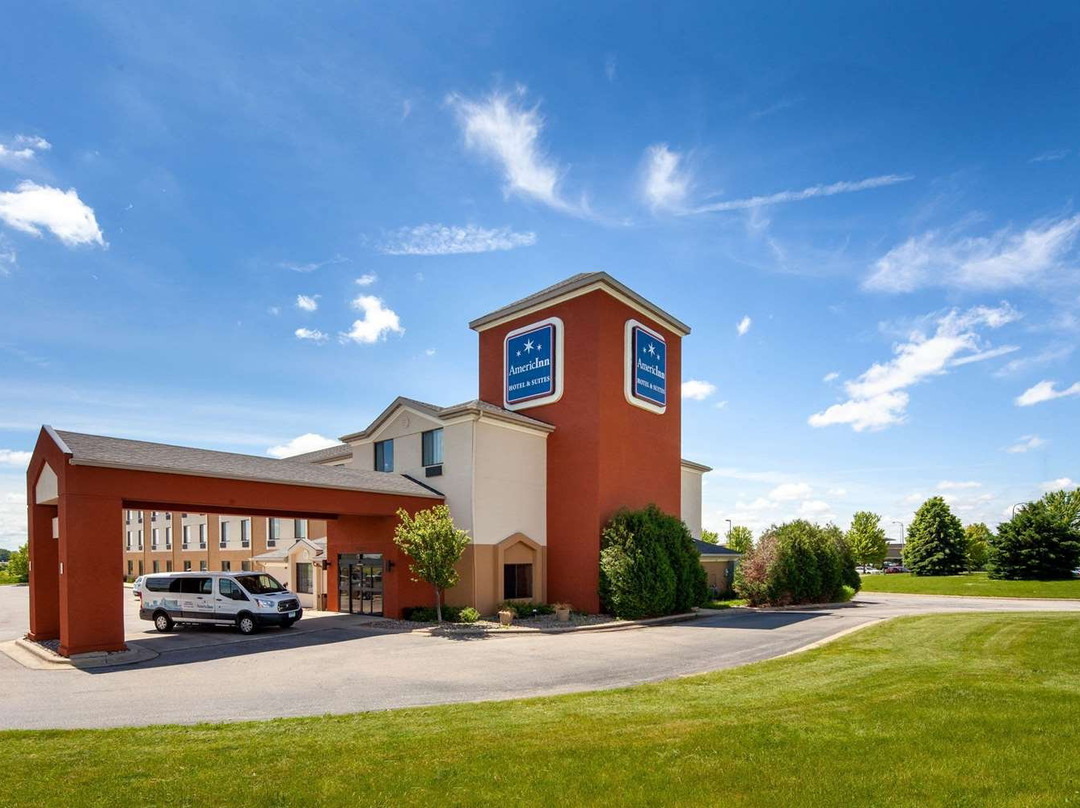 AmericInn by Wyndham Rochester Airport主图