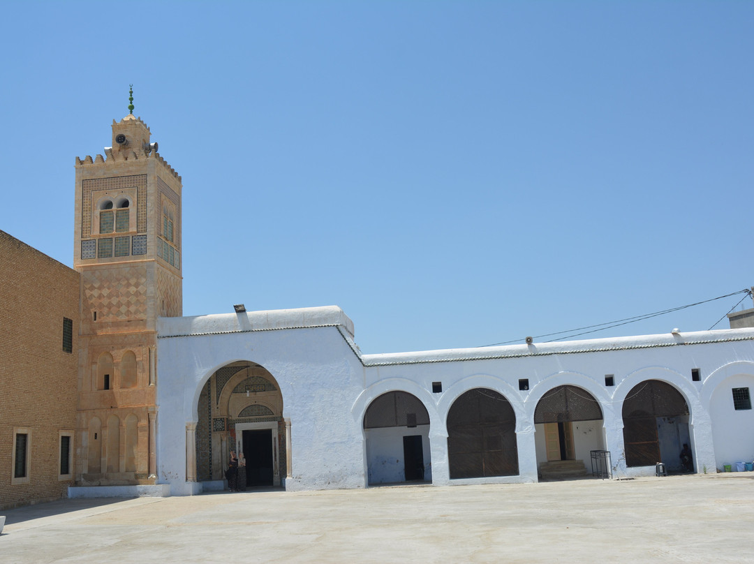 Mosque Sidi Sahbi (Mosque of the Barber)景点图片
