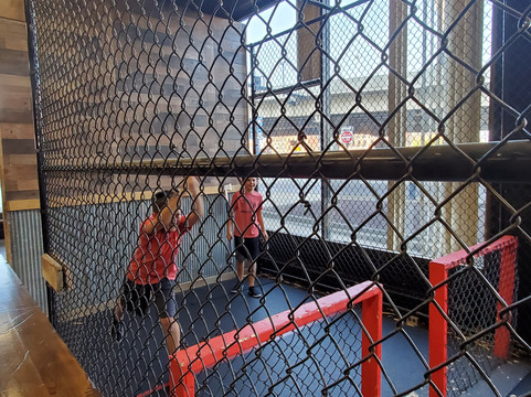 Top Notch Axe Throwing St. Louis-圣路易斯必去景点