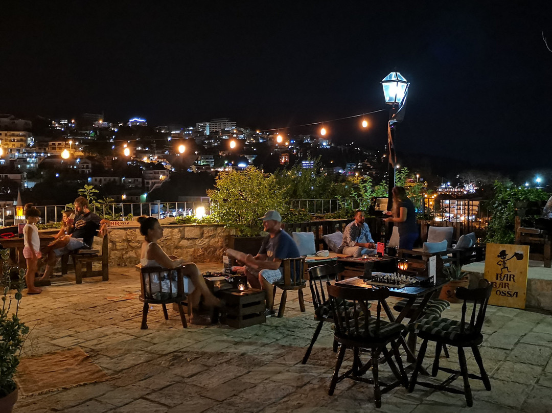 Gjerana旅游景点-Barbarossa Pirate Bar