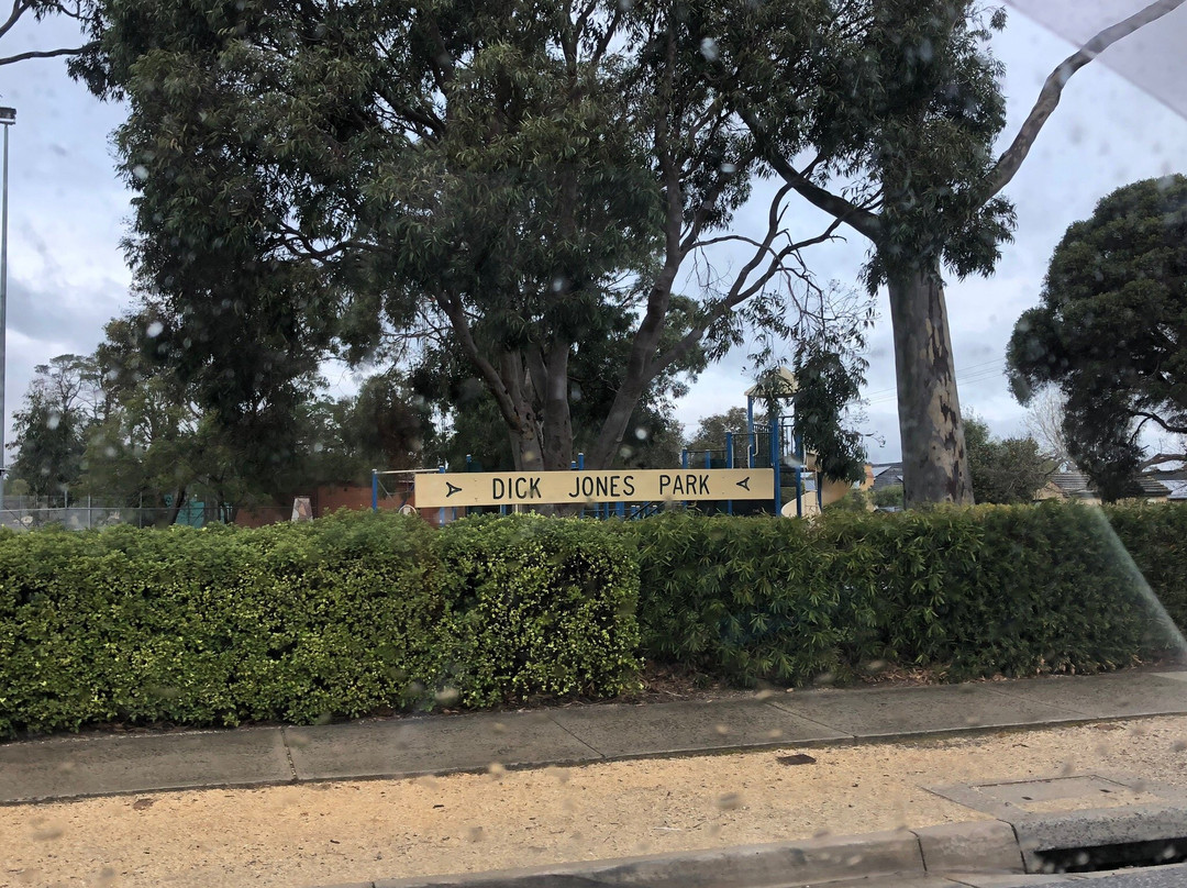 Dick Jones Park-Lang Lang必去景点