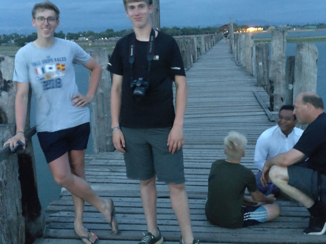 Mandalay City Taxi Services-曼德勒必去景点