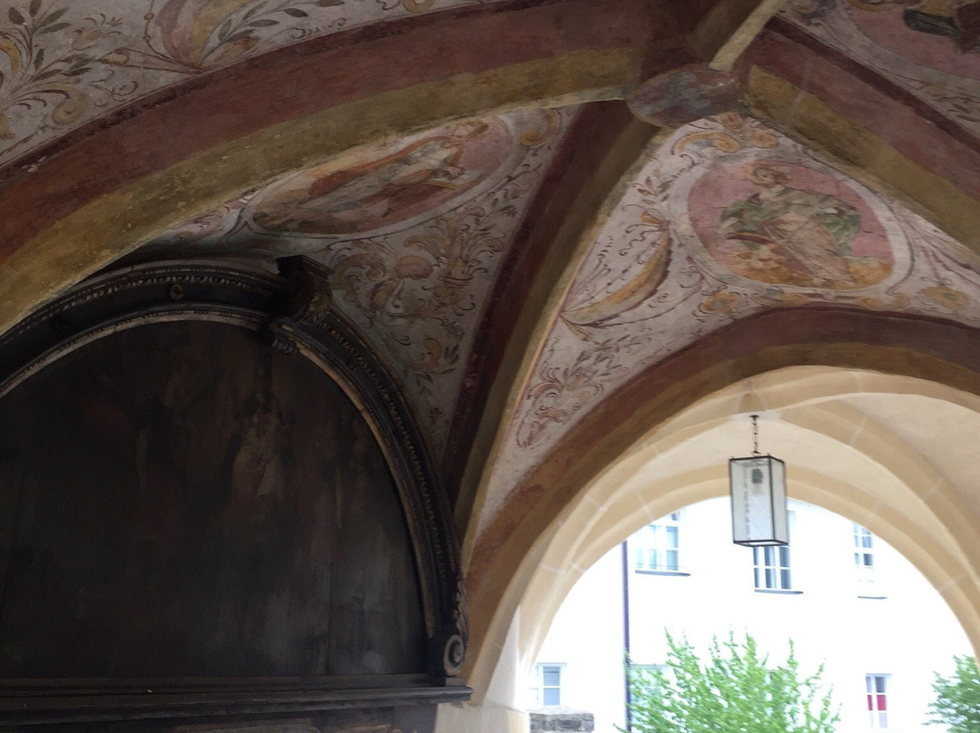 Stiftskirche-Laufen必去景点