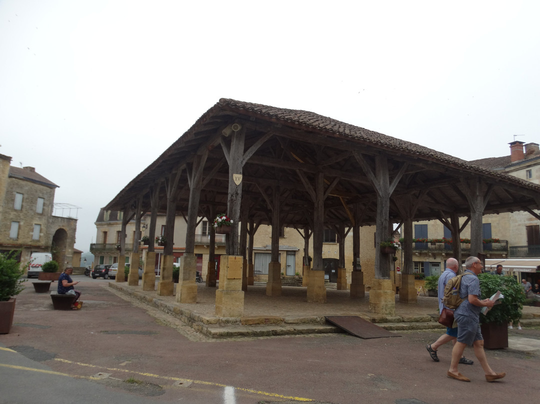 Halle de Belves景点图片