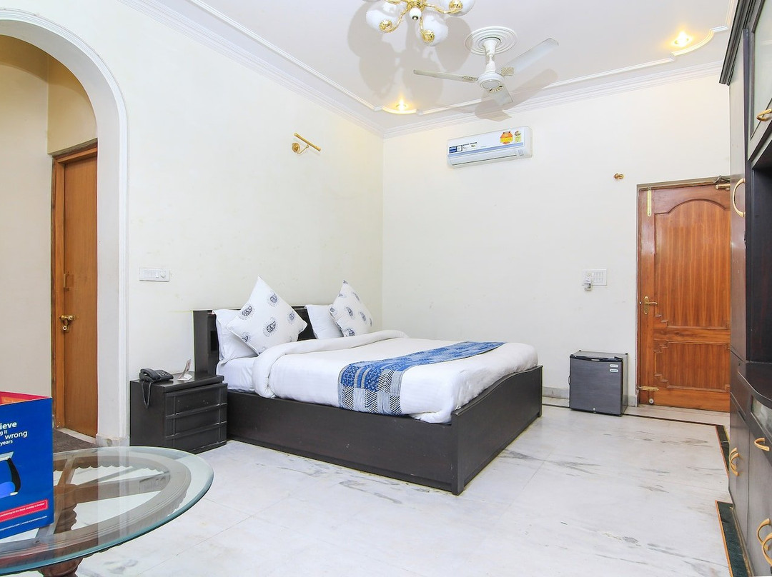 OYO 6242 Jalsa Resort主图