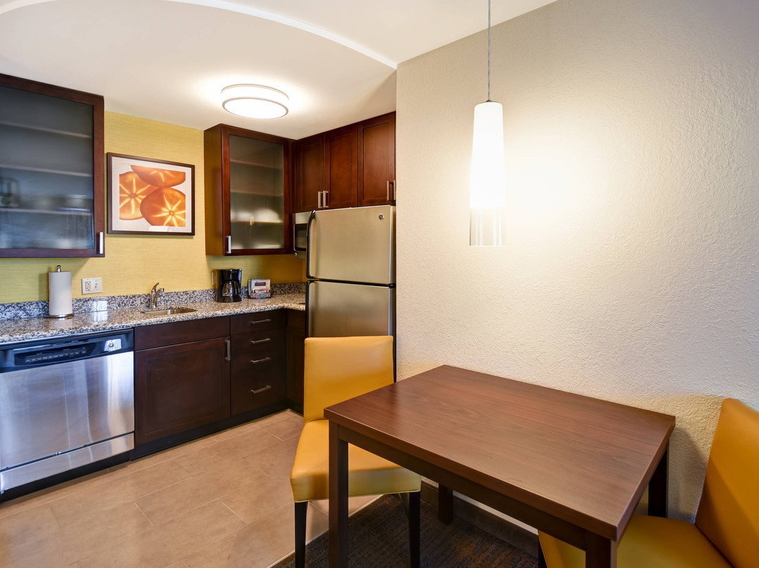 Residence Inn by Marriott Springfield Chicopee主图