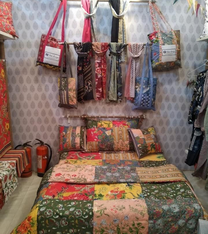 The Shop景点图片