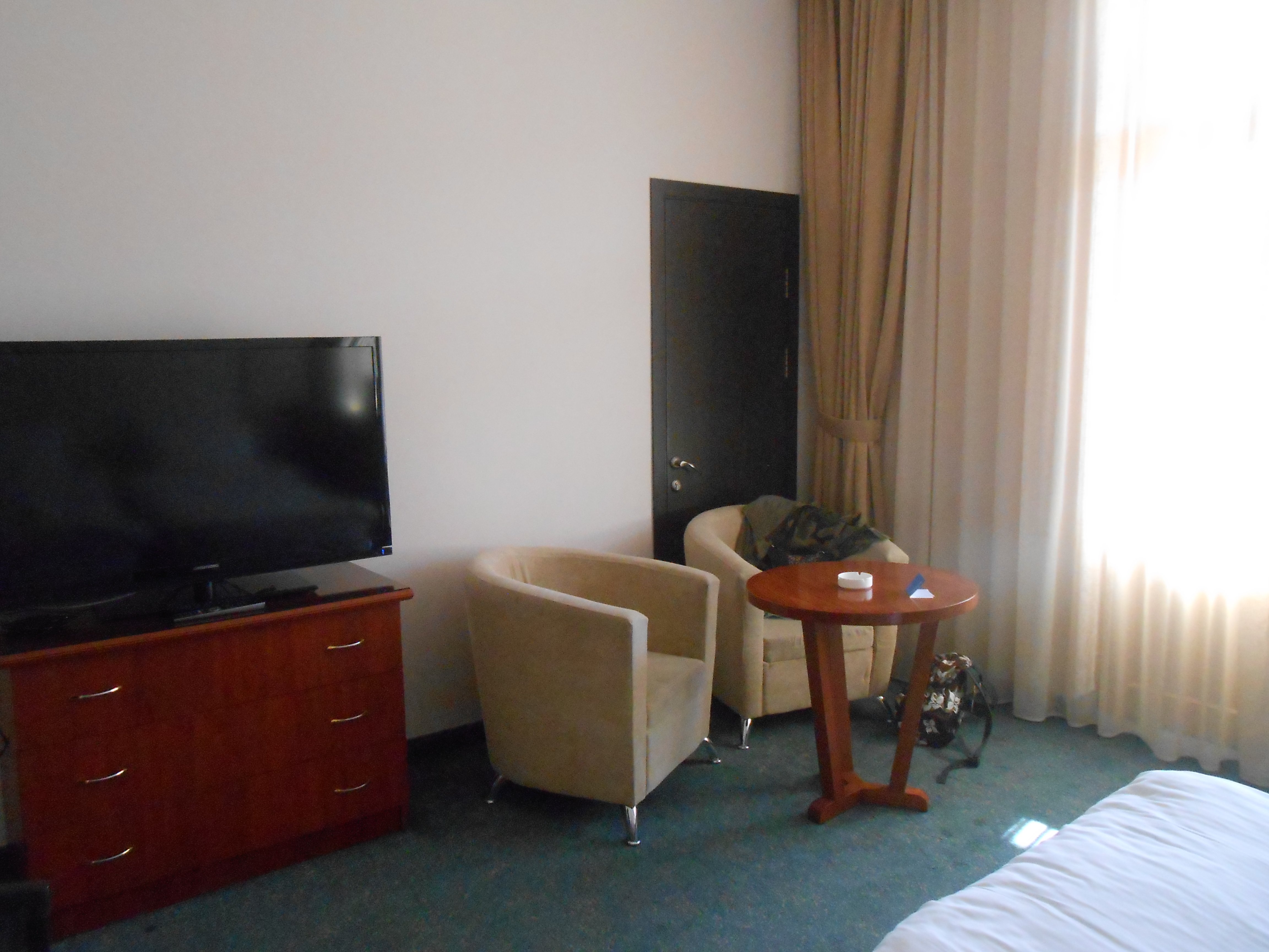 Kecharis Hotel-官方