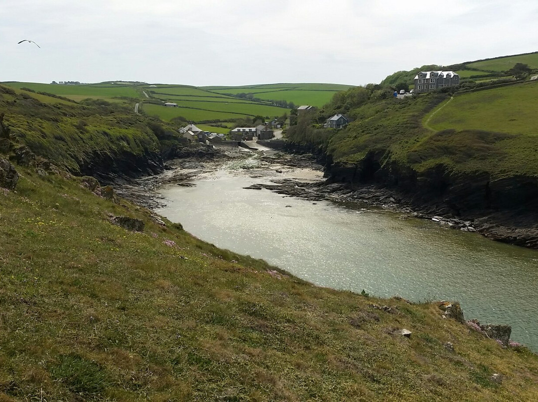 South West Coast Path景点图片