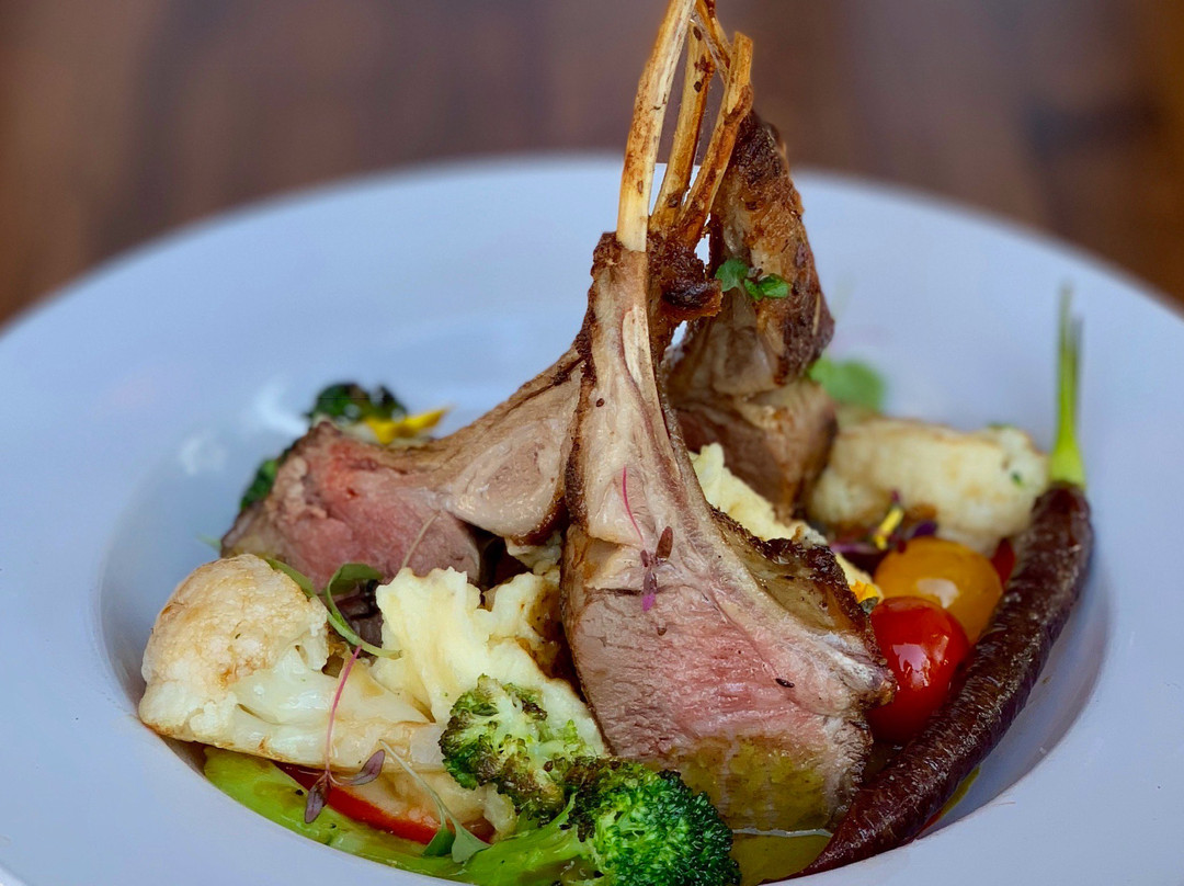 The Loft Wine Bar & Restaurant-贝尼西亚必去景点