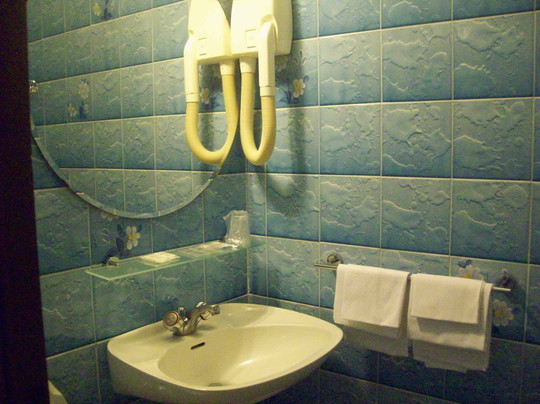 奥林匹亚酒店主图